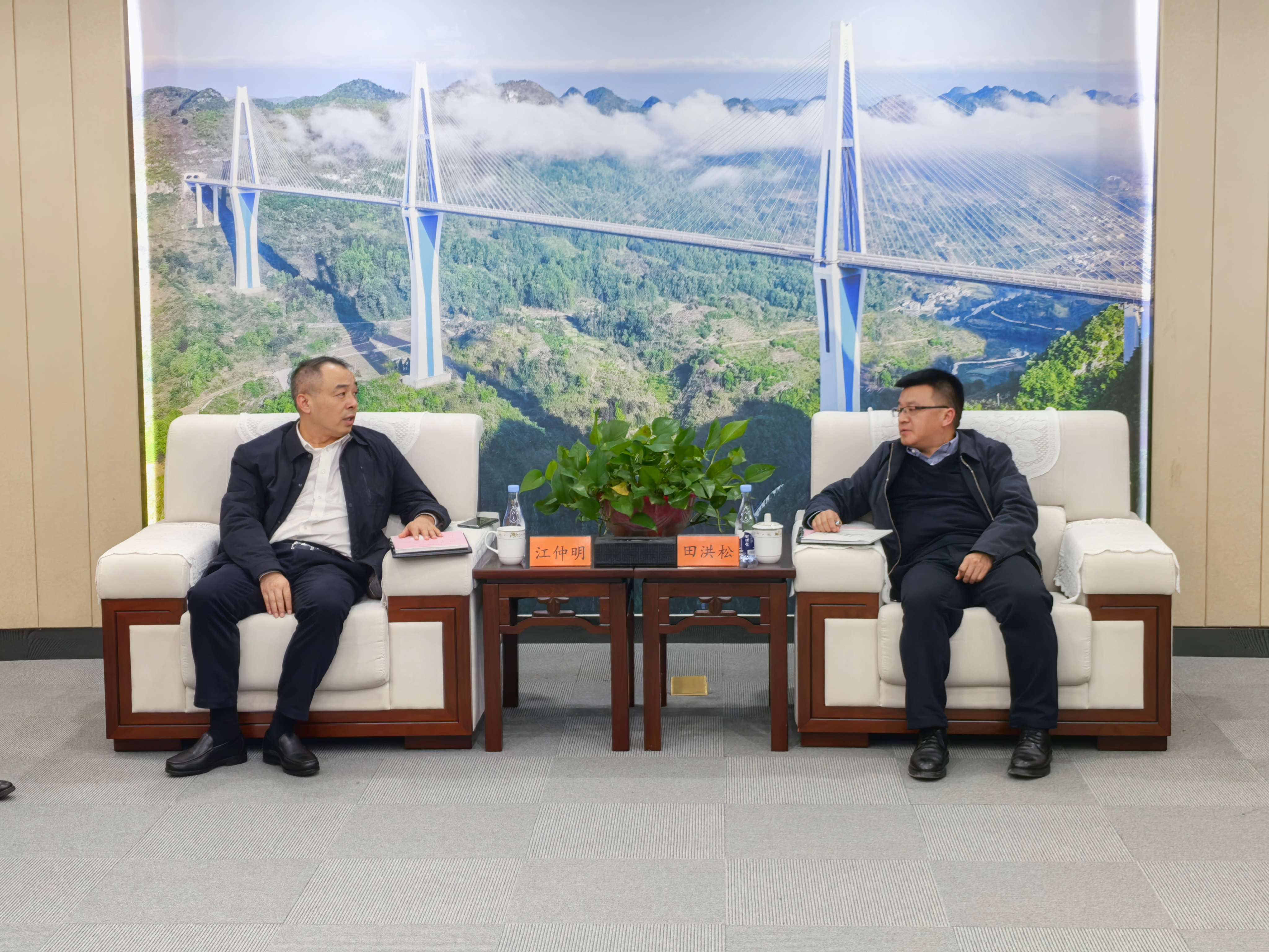 f51e62601cb8f60ed2ac36a10a41497.jpg f51e62601cb8f60ed2ac36a10a41497.jpg